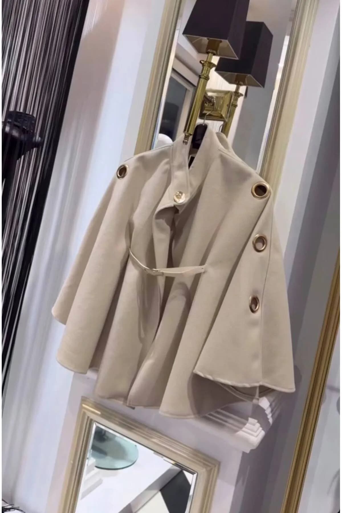 Kadın Bej Kuş Gözlü Oversize Panço Ceket — görsel 2