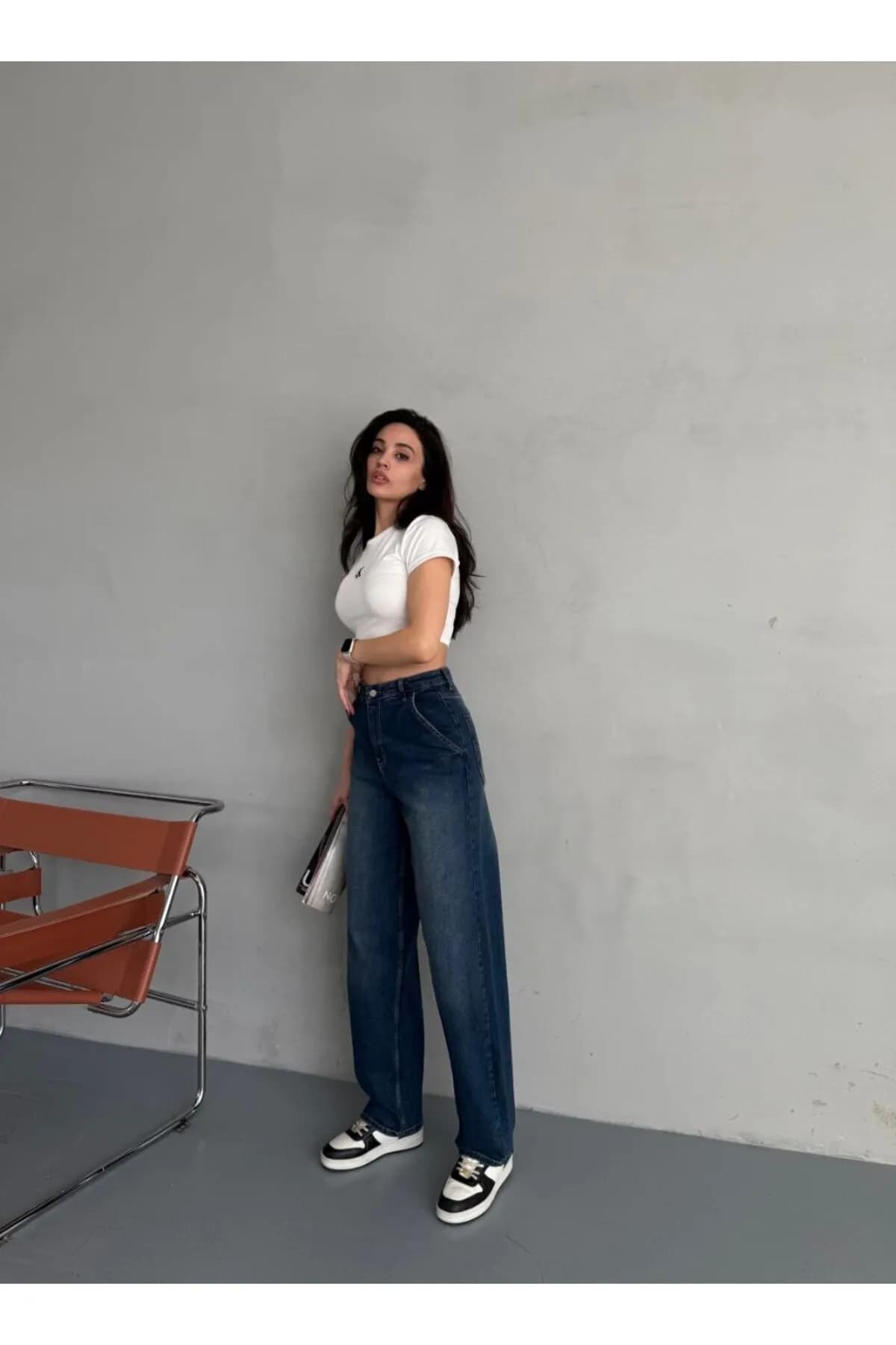 Denim’de Yeni Siluet: Lacivert Baggy