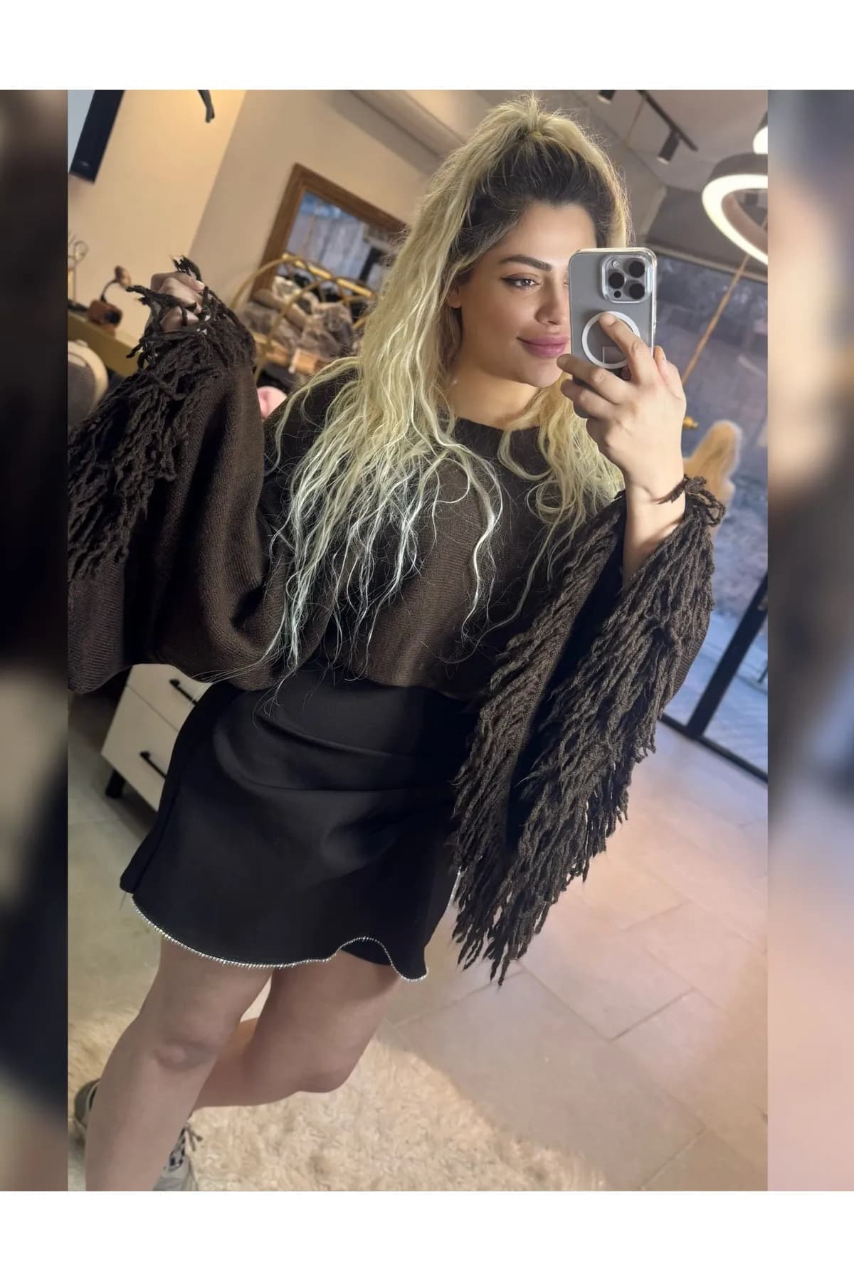 Kadın Bej Püskül Detaylı Oversize Triko Kazak — görsel 2