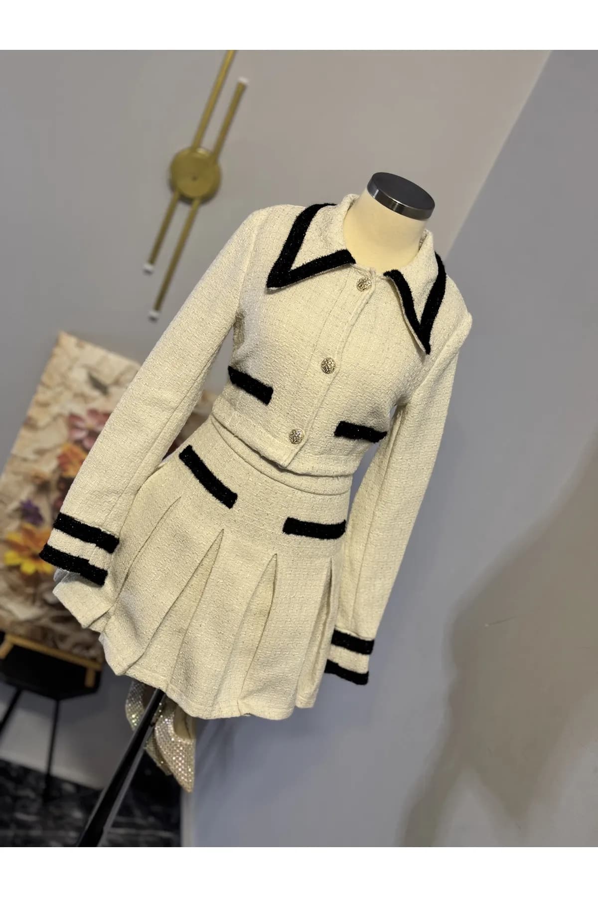 Gold Touch Tweed Set – kışlık Lüks Şık Ceket & Etek Takım — görsel 2
