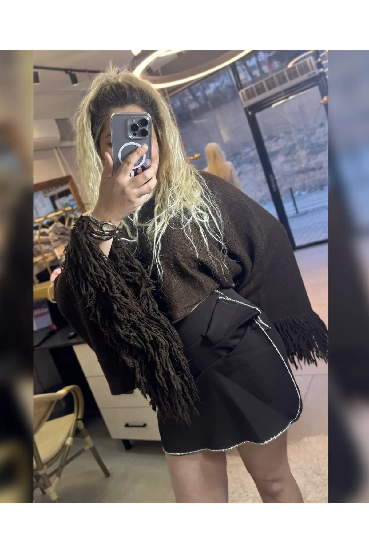 Kadın Bej Püskül Detaylı Oversize Triko Kazak — görsel 6