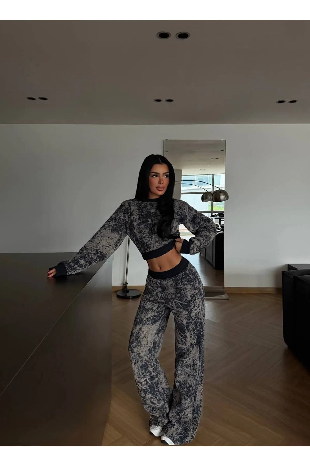 Premium Abstract Fit Crop & Wide Leg İkili Takım – Gri Siyah Couture — görsel 4